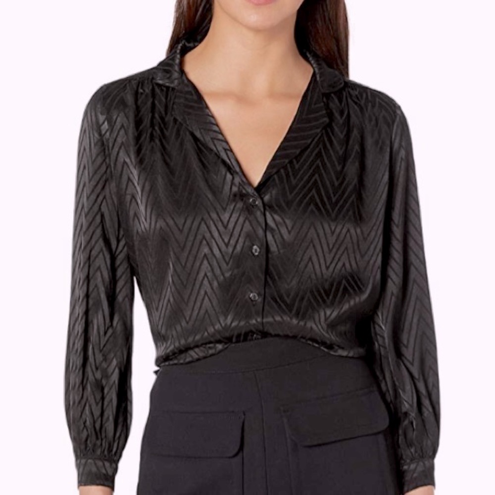 Long Sleeve Emilia Button Up Top